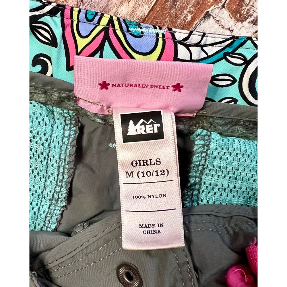 REI Girls M 10/12 Convertible Zip Off Hiking Pants Gray Nylon Outdoor Trail - Picture 4 of 12